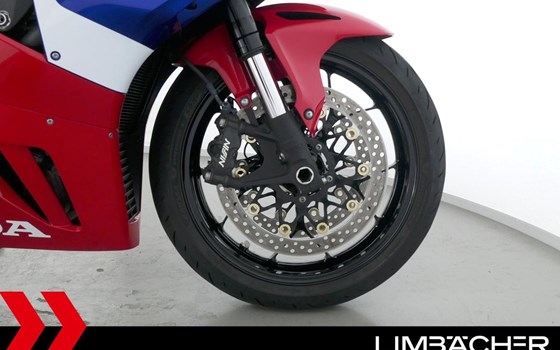 Gebrauchtmotorrad Honda CBR1000RR-R Fireblade - Bild 14