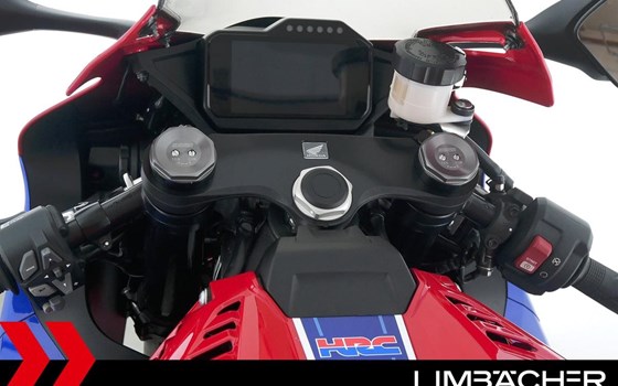 Gebrauchtmotorrad Honda CBR1000RR-R Fireblade - Bild 22
