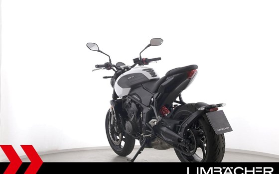 Gebrauchtmotorrad Triumph Trident 660 - Bild 7