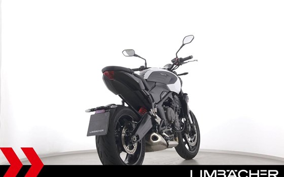 Gebrauchtmotorrad Triumph Trident 660 - Bild 8