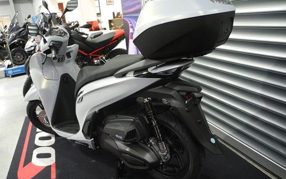 Gebrauchtmotorrad Honda SH350i - Bild 3
