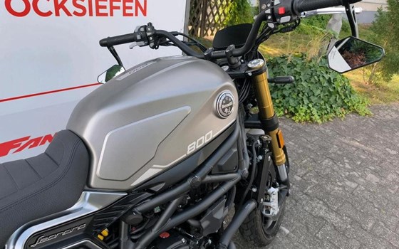 Gebrauchtmotorrad Benelli Leoncino 800 - Bild 11