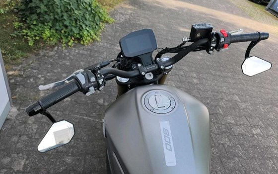 Gebrauchtmotorrad Benelli Leoncino 800 - Bild 12