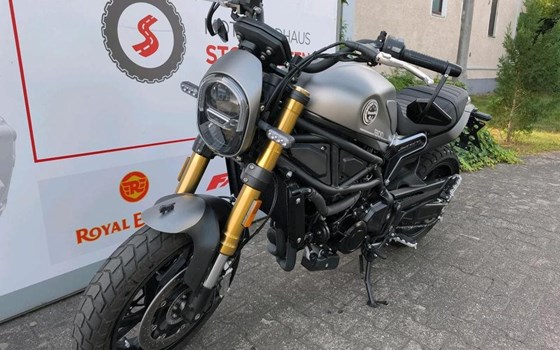 Gebrauchtmotorrad Benelli Leoncino 800 - Bild 2