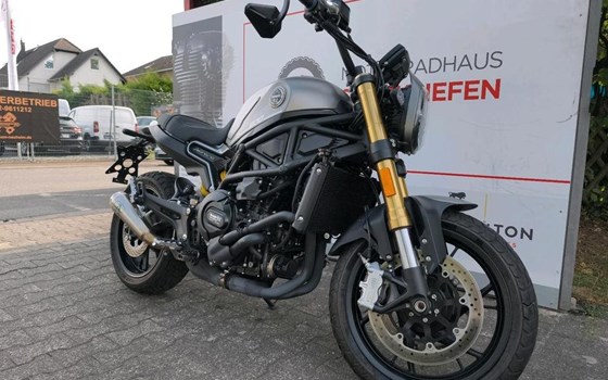 Gebrauchtmotorrad Benelli Leoncino 800 - Bild 9
