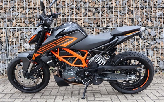 Gebrauchtmotorrad KTM 125 Duke - Bild 1