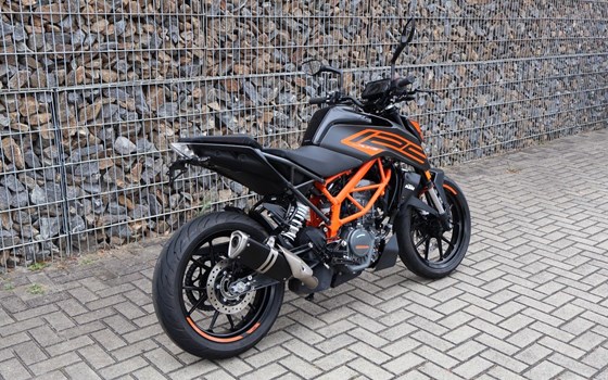 Gebrauchtmotorrad KTM 125 Duke - Bild 16