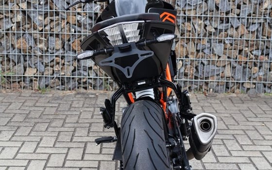 Gebrauchtmotorrad KTM 125 Duke - Bild 6
