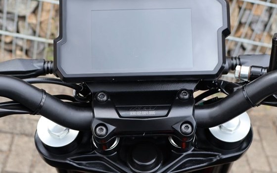 Gebrauchtmotorrad KTM 125 Duke - Bild 9