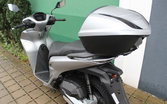 Gebrauchtmotorrad Honda SH150i - Bild 5