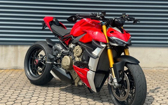 Gebrauchtmotorrad Ducati Streetfighter V4 S - Bild 1