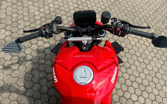 Gebrauchtmotorrad Ducati Streetfighter V4 S - Bild 11