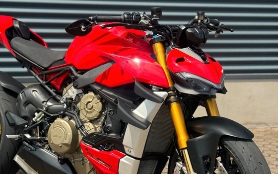 Gebrauchtmotorrad Ducati Streetfighter V4 S - Bild 2