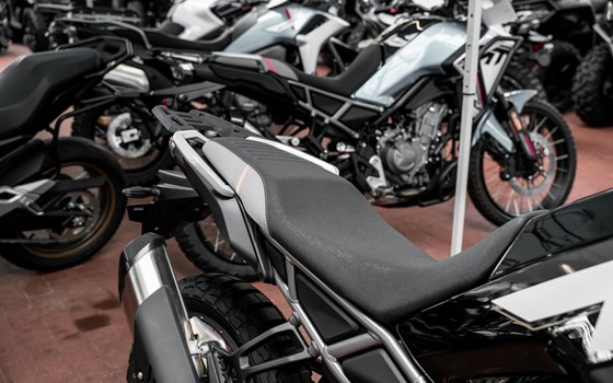 Neufahrzeug CFMOTO 450MT - Bild 11