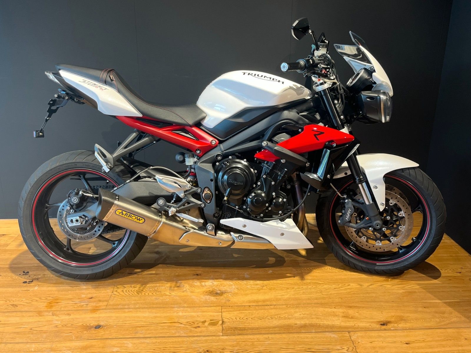 Triumph Street Triple R