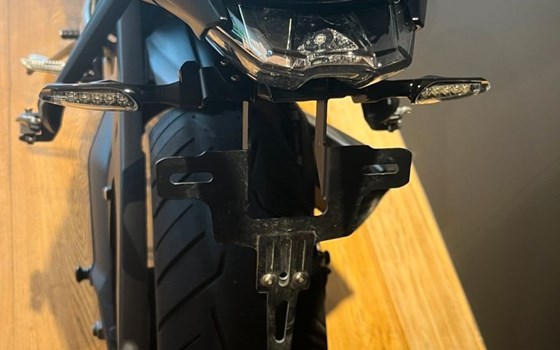 Gebrauchtmotorrad Triumph Street Triple R - Bild 7