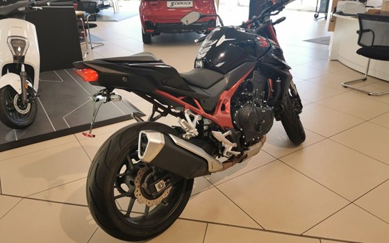 Gebrauchtmotorrad Honda CB750 Hornet - Bild 3