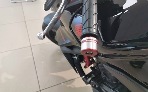 Gebrauchtmotorrad Honda CB750 Hornet - Bild 5