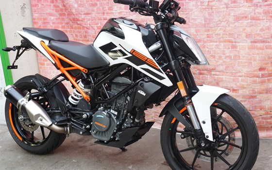 Gebrauchtmotorrad KTM 125 Duke - Bild 2
