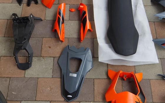 Gebrauchtmotorrad KTM 690 SMC R - Bild 10