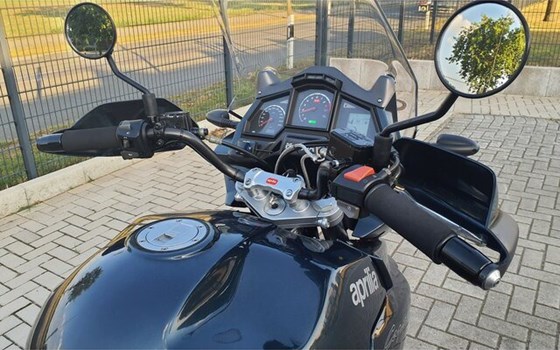 Gebrauchtmotorrad Aprilia ETV 1000 CapoNord - Bild 17