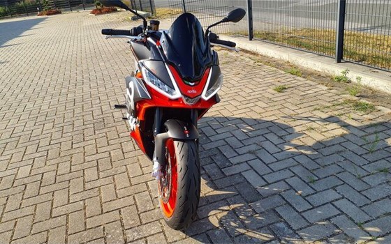 Gebrauchtmotorrad Aprilia Tuono 660 - Bild 2