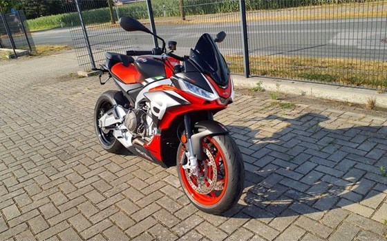 Gebrauchtmotorrad Aprilia Tuono 660 - Bild 3