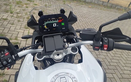 Gebrauchtmotorrad BMW F 750 GS - Bild 17