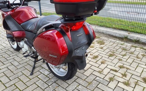 Gebrauchtmotorrad Honda NT700V Deauville - Bild 10