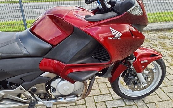 Gebrauchtmotorrad Honda NT700V Deauville - Bild 16