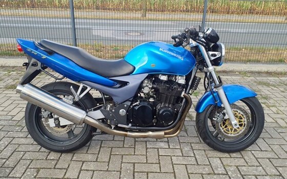 Gebrauchtmotorrad Kawasaki ZR-7 - Bild 1