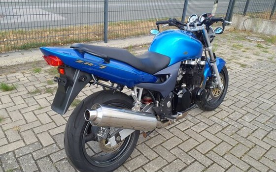Gebrauchtmotorrad Kawasaki ZR-7 - Bild 4