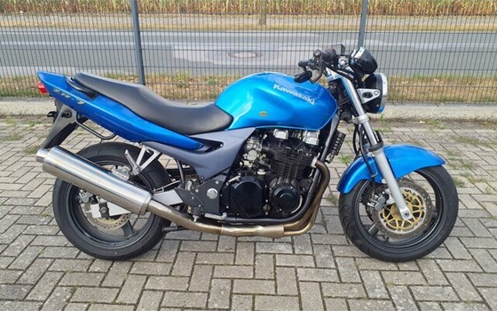 Gebrauchtmotorrad Kawasaki ZR-7 - Bild 6