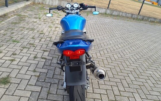 Gebrauchtmotorrad Kawasaki ZR-7 - Bild 7