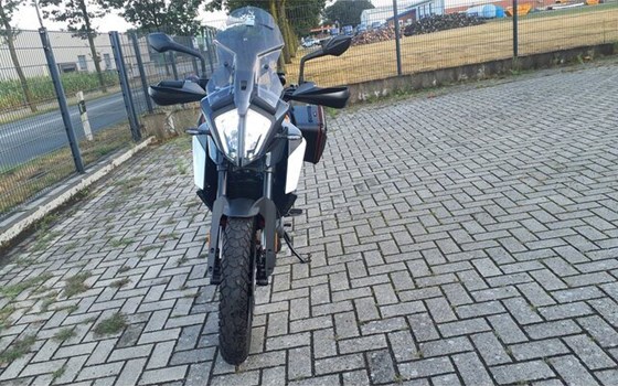 Gebrauchtmotorrad KTM 390 Adventure - Bild 3