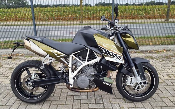 Gebrauchtmotorrad KTM 990 Super Duke - Bild 8