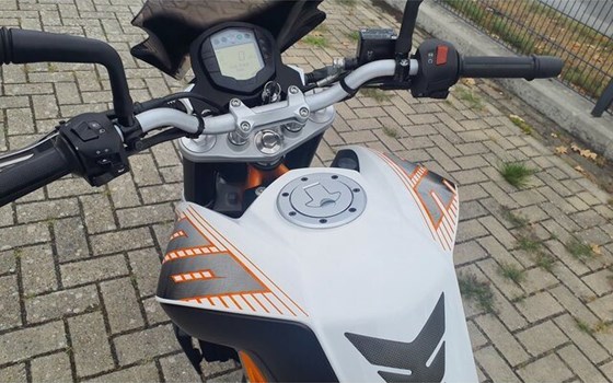 Gebrauchtmotorrad KTM 390 Duke - Bild 18