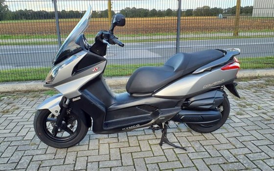 Gebrauchtmotorrad Kymco Downtown 125i - Bild 9