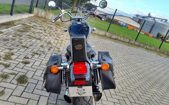 Gebrauchtmotorrad Suzuki Intruder VS 1400 - Bild 10