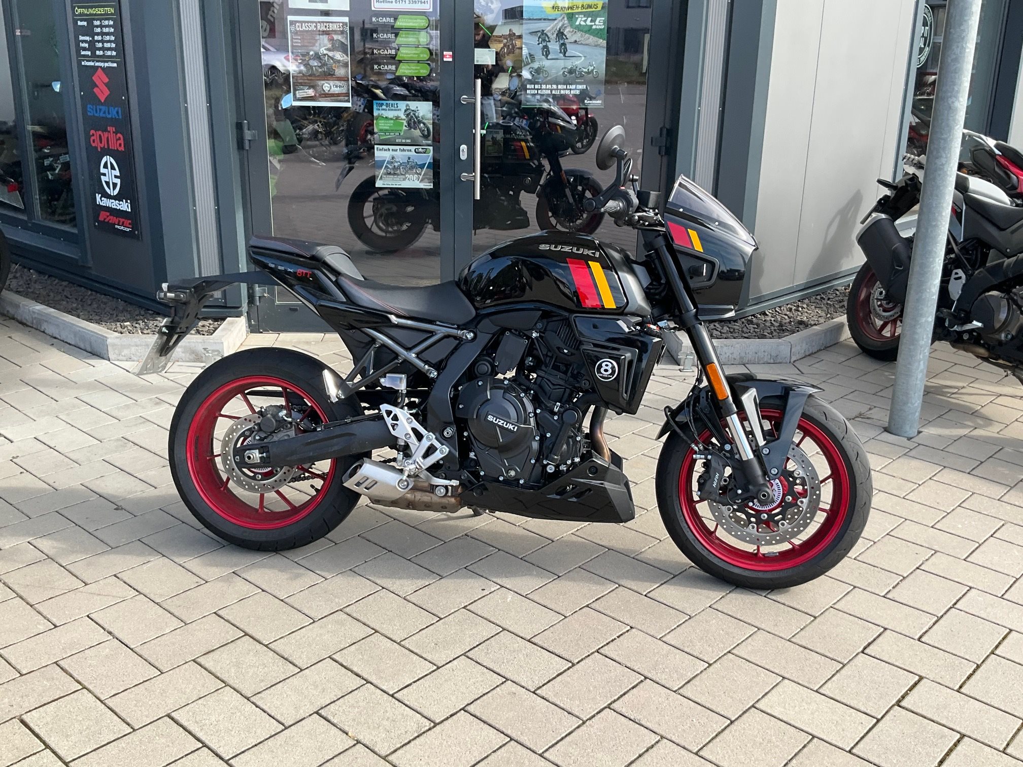 Suzuki GSX-8TT