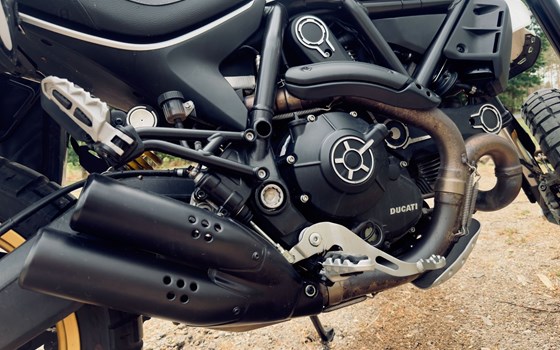 Gebrauchtmotorrad Ducati Scrambler Desert Sled - Bild 3