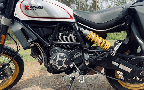 Gebrauchtmotorrad Ducati Scrambler Desert Sled - Bild 5
