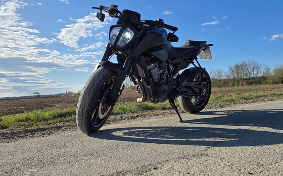 Gebrauchtmotorrad KTM 790 Duke - Bild 3