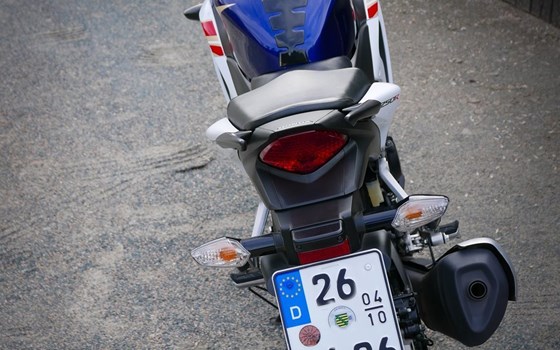 Gebrauchtmotorrad Honda CBR 250 R - Bild 7