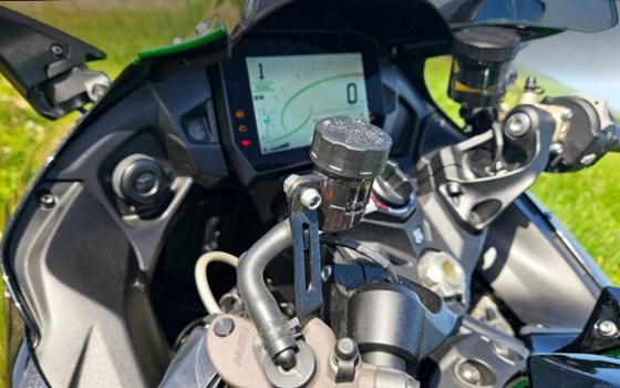 Gebrauchtmotorrad Kawasaki Ninja H2 SX SE+ - Bild 8