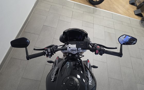 Gebrauchtmotorrad Triumph Speed Triple 1200 RS - Bild 10