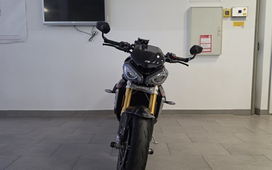 Gebrauchtmotorrad Triumph Speed Triple 1200 RS - Bild 3