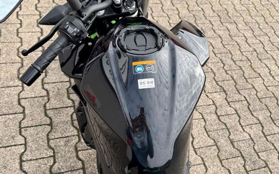 Gebrauchtmotorrad Kawasaki Z 400 - Bild 4