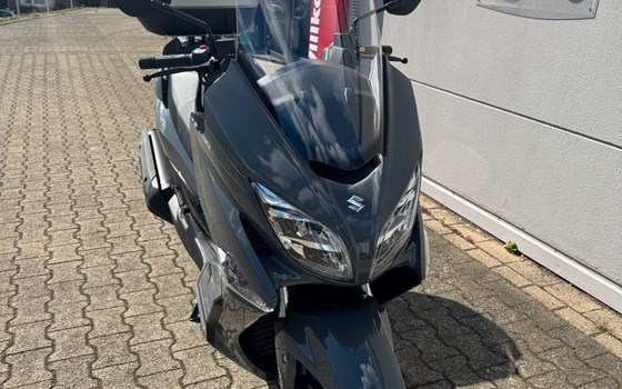 Gebrauchtmotorrad Suzuki Burgman 400 - Bild 2