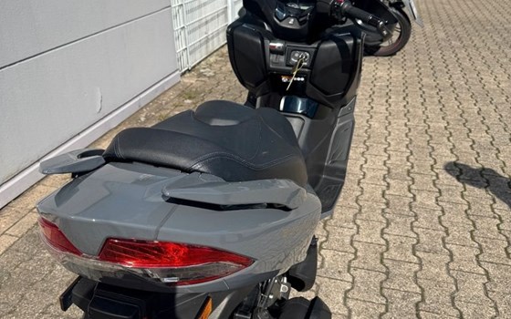 Gebrauchtmotorrad Suzuki Burgman 400 - Bild 3